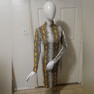 Brexy Snake Patterned Bodycon Size M